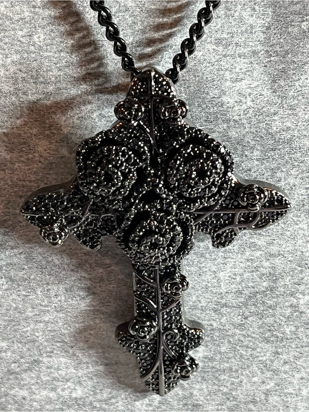 22-24” Black Cuban Chain w/Black Cross w/Floral Accents Pendant